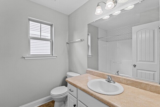 Building Photo - 1132 Sierra Ln