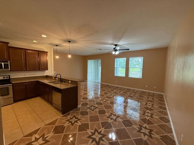 Building Photo - Nice 3/2.5 Two Story Condo in East Orlando!