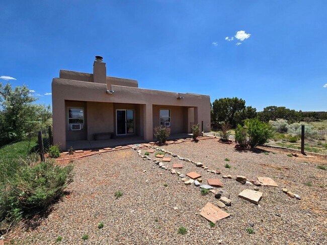 Building Photo - 8 Gaviota Rd