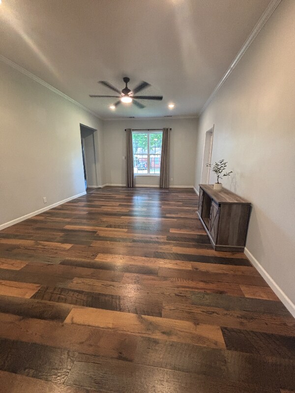 Building Photo - 318 S Woodland Heights St