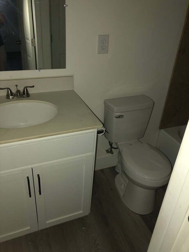 Building Photo - 1729-1731 Old Lynwood Circle