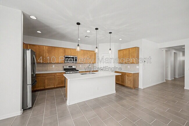 Building Photo - 4433 E Rock Daisy Ln