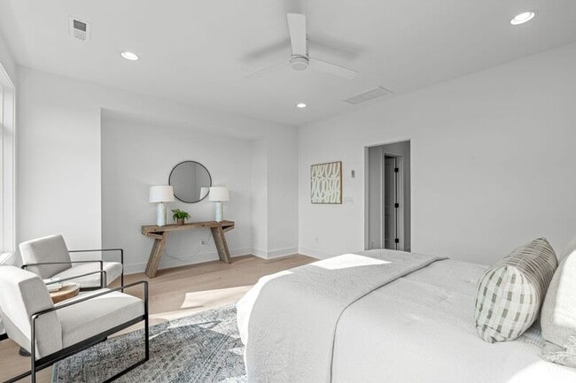 Building Photo - 616 Rocky Knob Ct