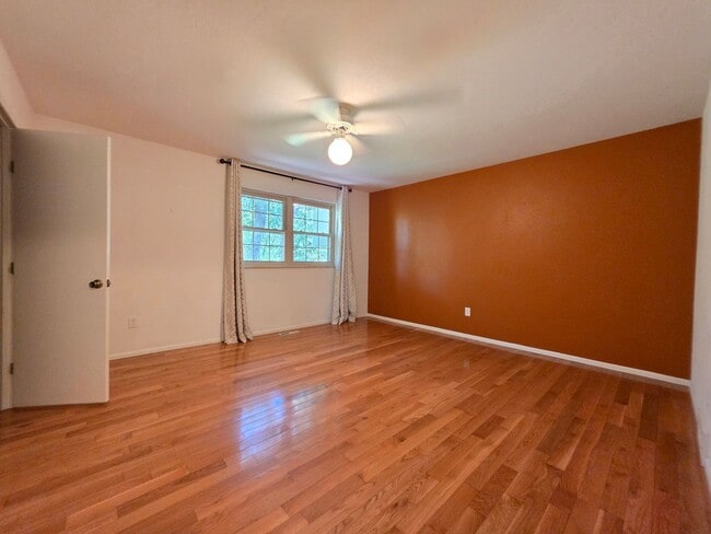 Building Photo - 3850 Paseo Del Prado