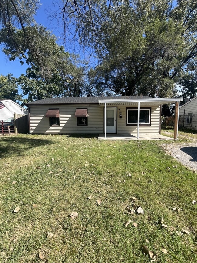 Primary Photo - 526 St Leo Dr