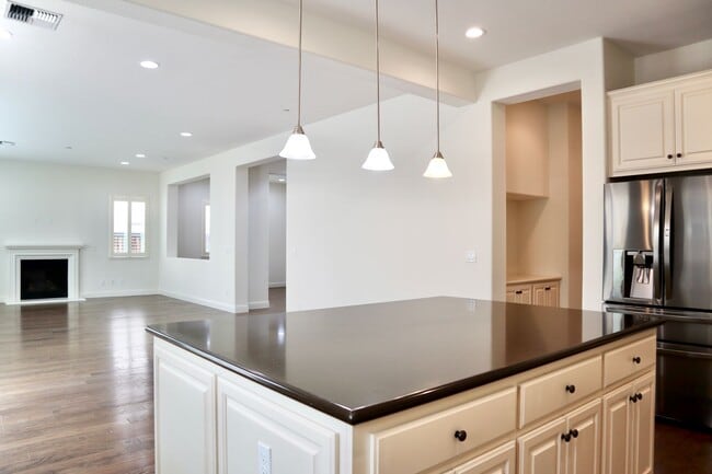 Building Photo - Stunning 3,400 Square Foot Home For Rent! ...