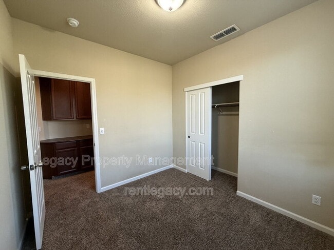 Building Photo - 12025 Mandolin Way