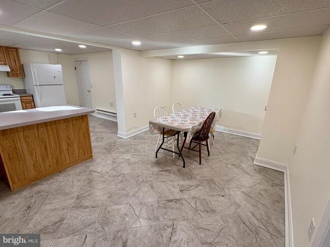 Building Photo - 2851 New Windsor Rd