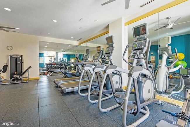 Building Photo - 2720 S Arlington Mill Dr