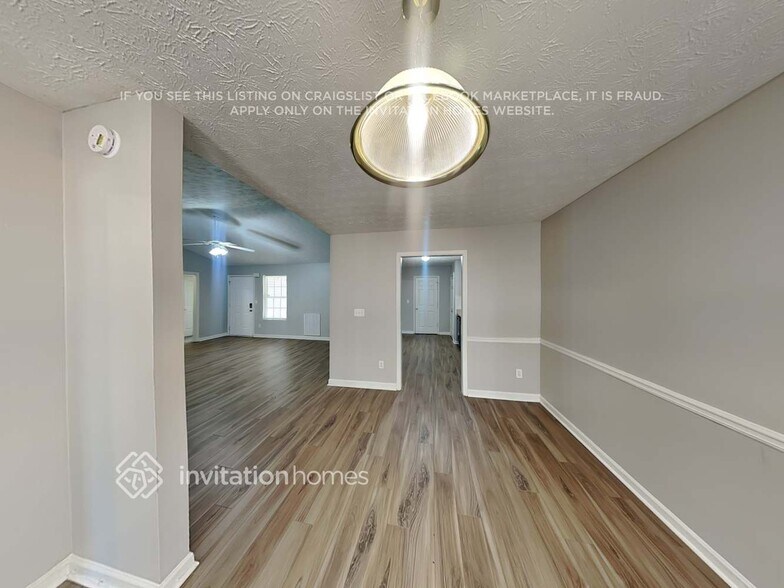 Building Photo - 215 Felton Dr