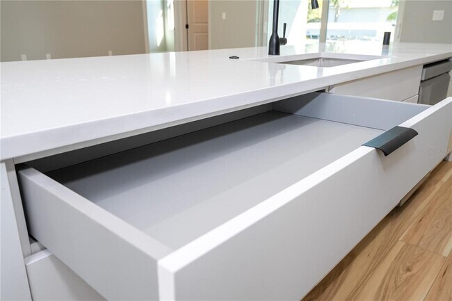 Building Photo - 70 McDill Dr