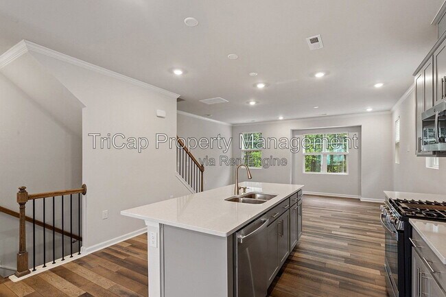 Building Photo - 1713 Chirping Trl