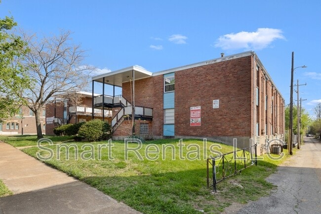 Building Photo - 3100 Arsenal St