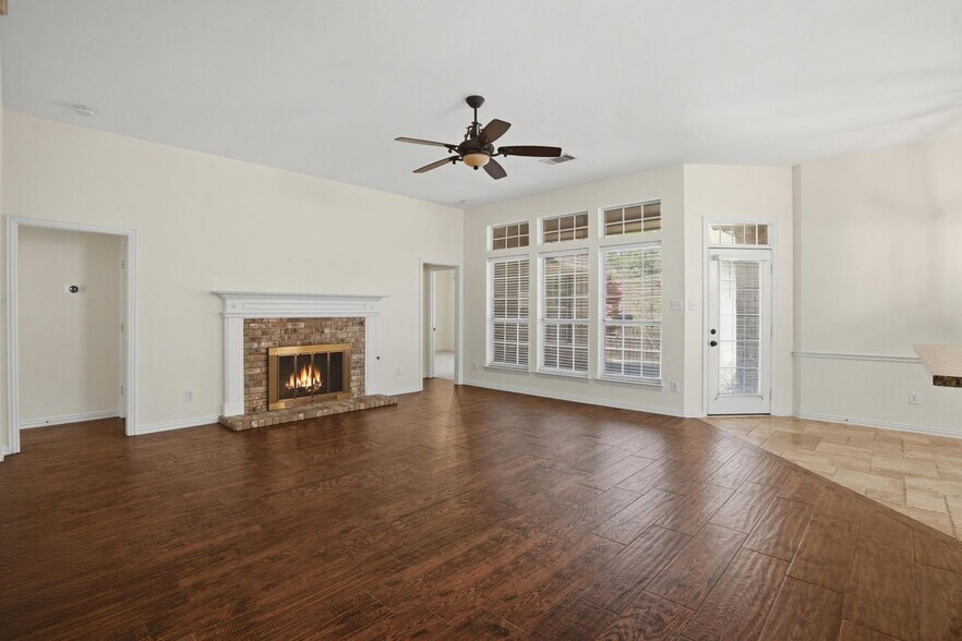 Building Photo - 6613 Barclay Ln