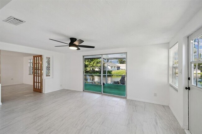 Building Photo - 3513 Landale Dr