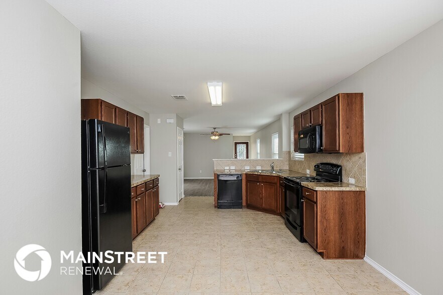 Building Photo - 9013 Sun Haven Way