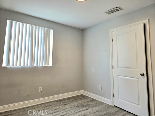 Building Photo - 715 W 58th St