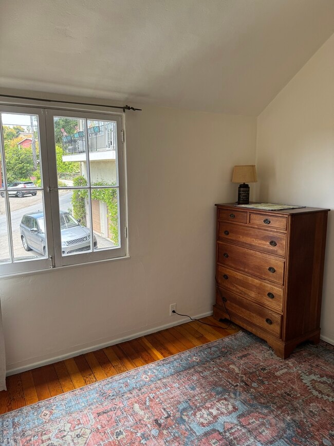 Building Photo - 848 Cheltenham Rd