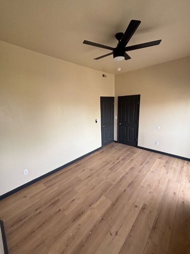 Building Photo - For Rent: Renovated 2-Story Townhouse in M...