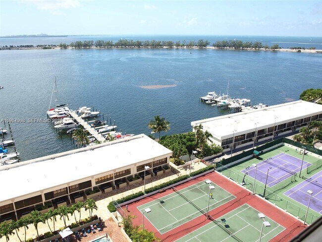 Building Photo - 1901 Brickell Ave