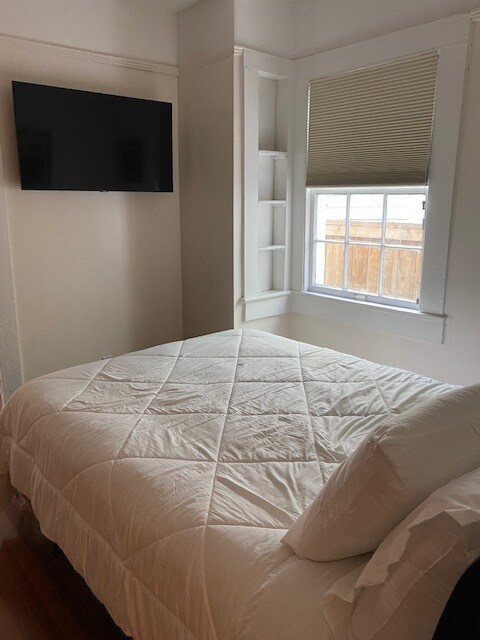 Building Photo - 1412 Erato St