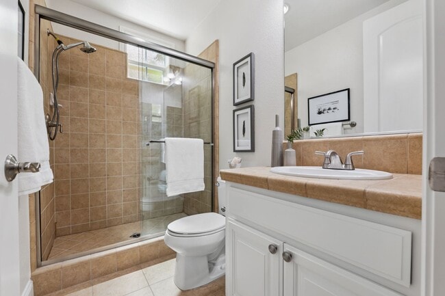 Building Photo - Sorrento Dublin 4 bed / 3 bath, upgrades t...