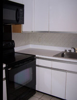 Building Photo - 1133 13th St NW