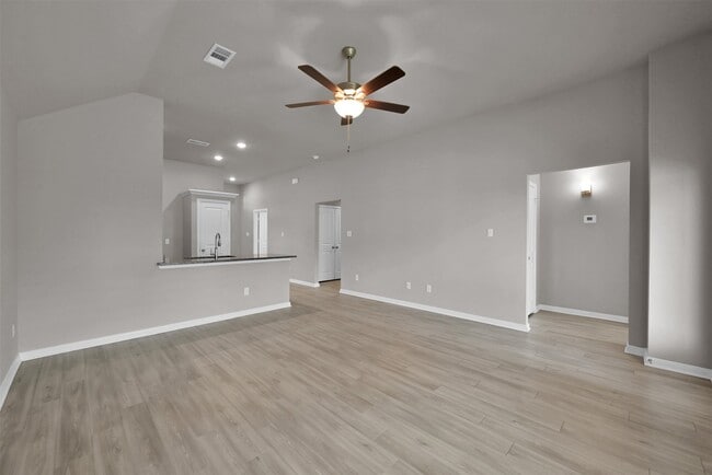 Building Photo - 14367 N Summerchase Cir