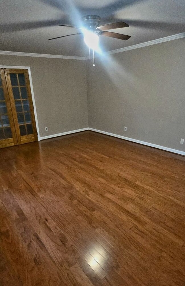 Building Photo - Upcoming 3 Bedroom Rental in Colfax! Tours scheduled to begin mid July!