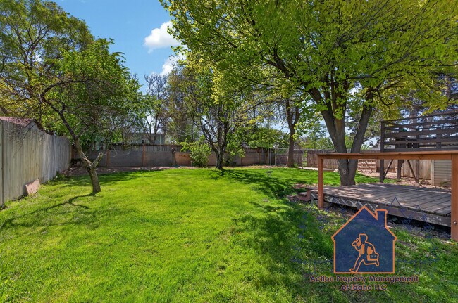 Building Photo - 510 Elmwood Dr