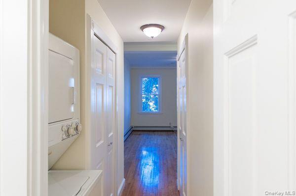 Building Photo - 206 1st Ave