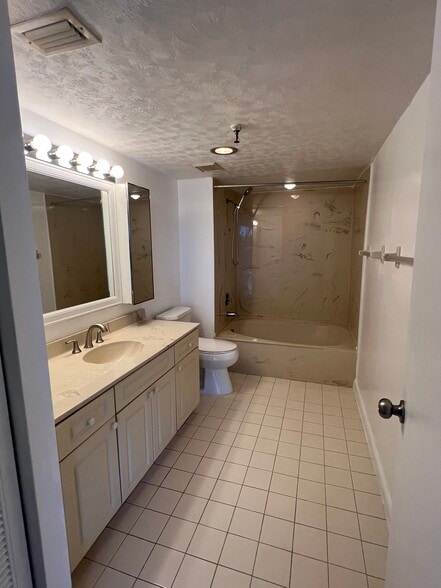 Master Bathroom - 6400 NW 2nd Ave
