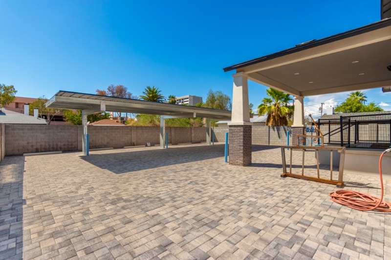 Building Photo - 148 N Hibbert