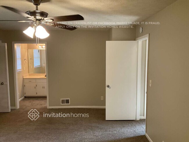 Building Photo - 216 Jousters Ln NW