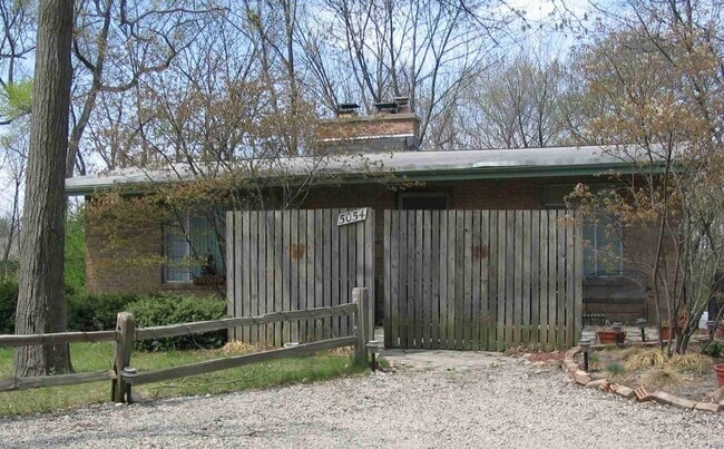 Building Photo - 5054 Park Rd