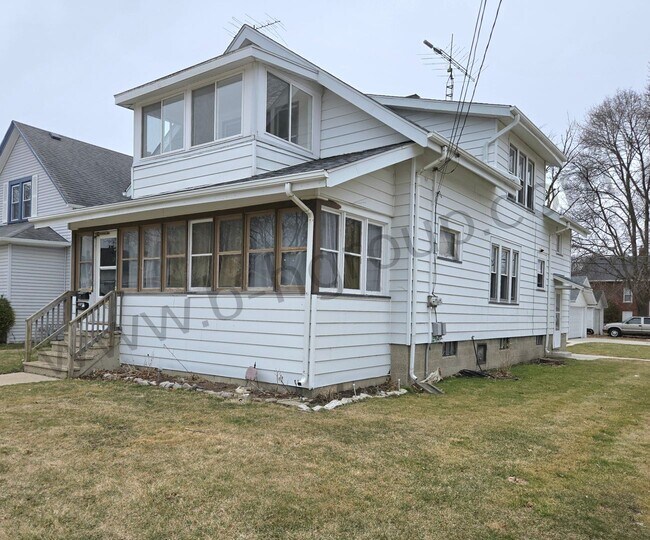 Primary Photo - 6602 29th Ave
