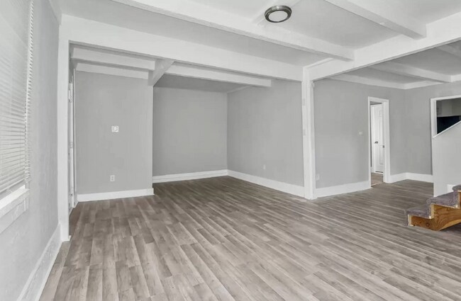 Building Photo - LOOK AT THIS GEM!  Schedule A Tour Today!!