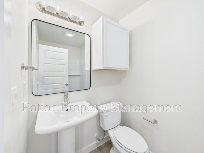 Building Photo - 2801 Ranch House Rd