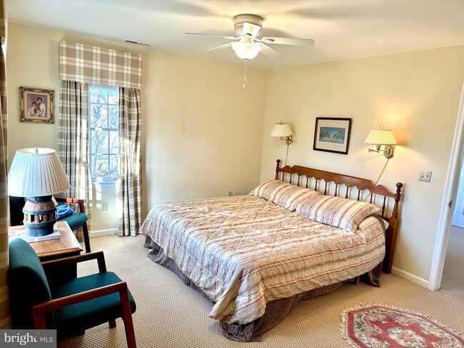 Building Photo - 102 Jl Thompson Dr