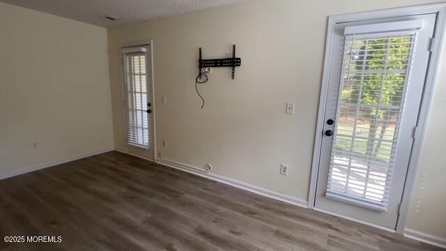 Building Photo - 83 Des Moines Ct