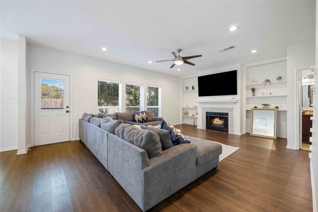 Building Photo - 12714 Sandri Ln