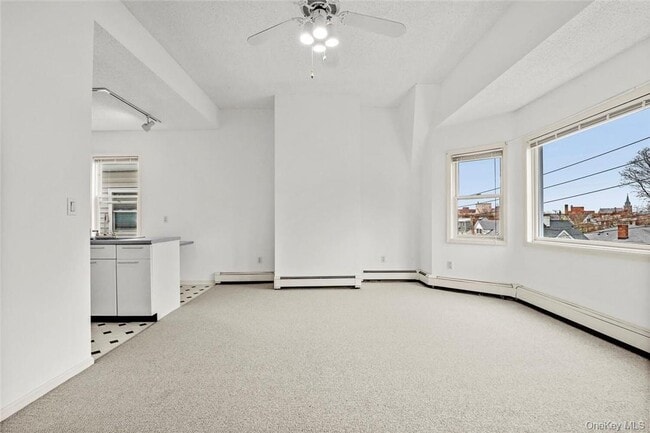 Building Photo - 54 Wildey St