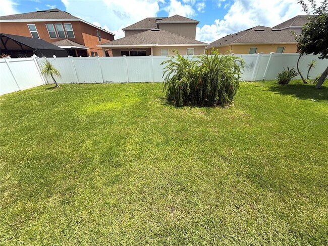 Building Photo - 1497 Softshell St
