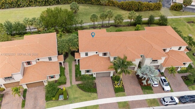 Building Photo - 10069 Brickhill Dr