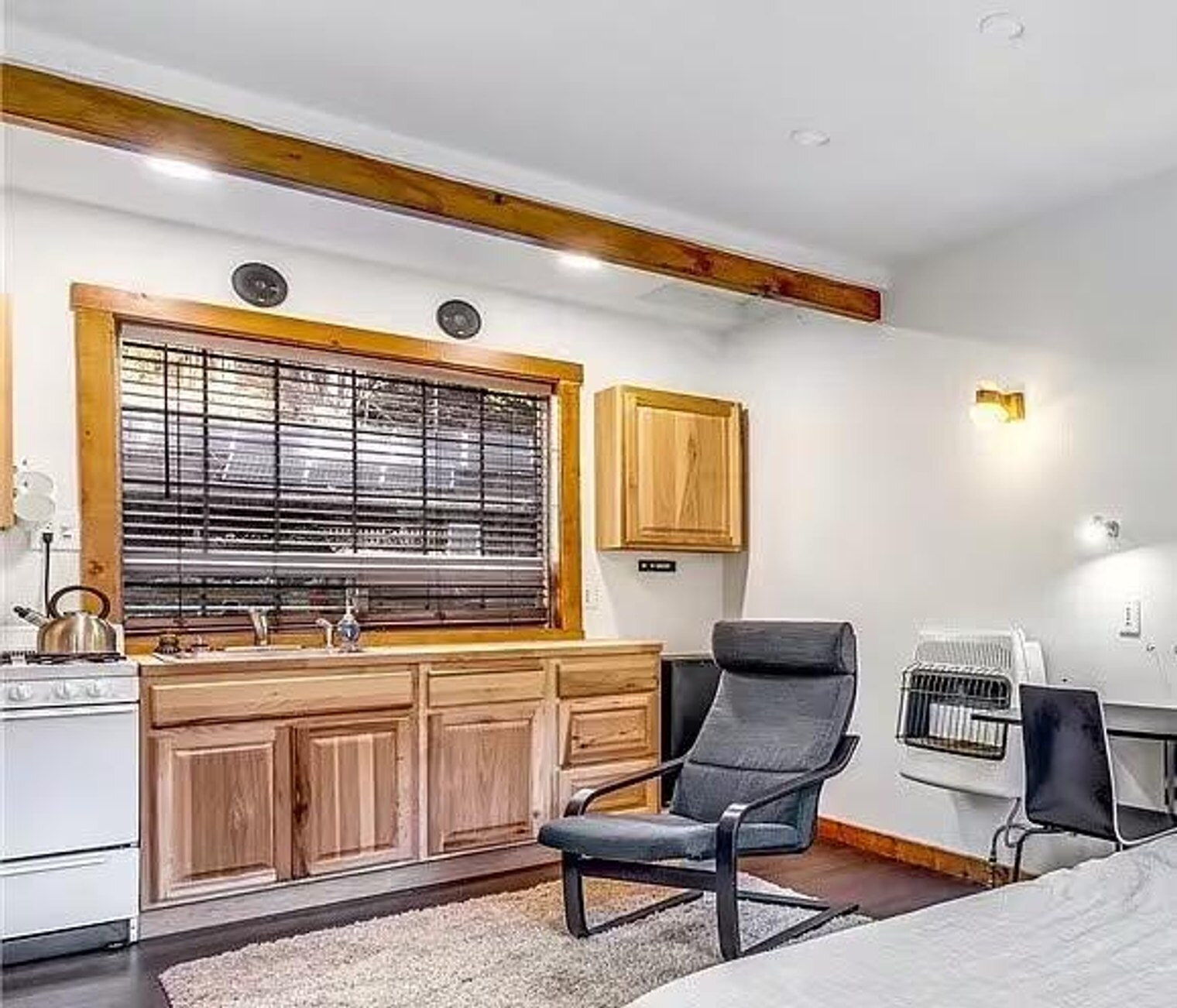 Building Photo - 23253 WA-534