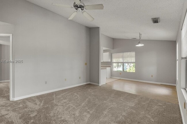 Building Photo - 32 Old S Ct