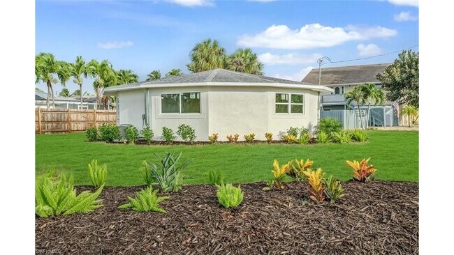 Building Photo - 190 Tarpon Rd