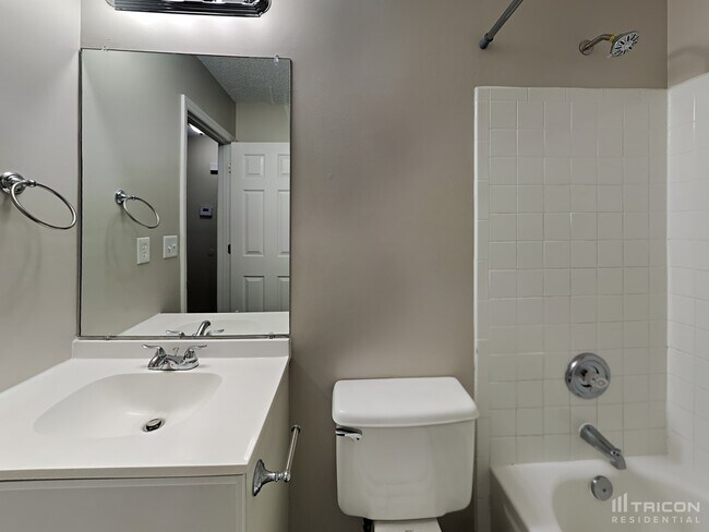 Building Photo - 9929 Elsenham Ln