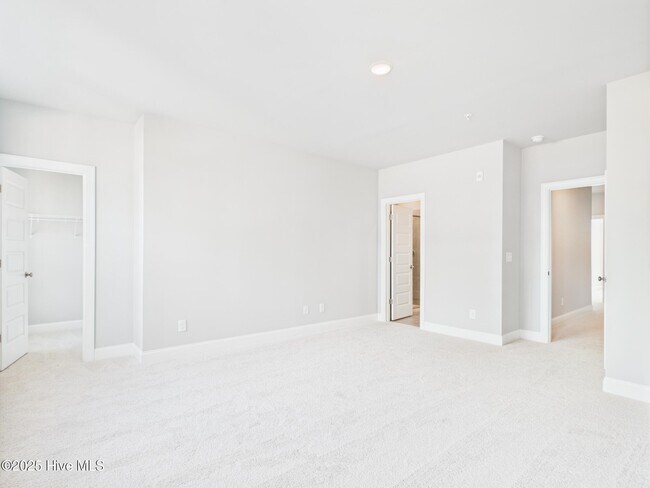 Building Photo - 1251 Shaw View Aly