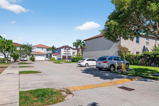 Building Photo - 14747 SW 25th Ln